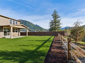 1124 Clearwater Way SE 53, North Bend WA 98045