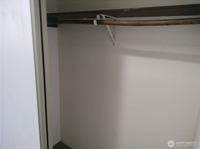 11755 Greenwood Avenue N 203, Seattle WA 98133