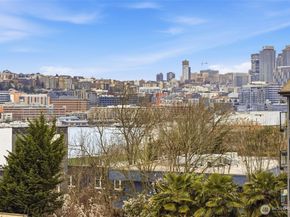 1758 Dexter Avenue N 4, Seattle WA 98109