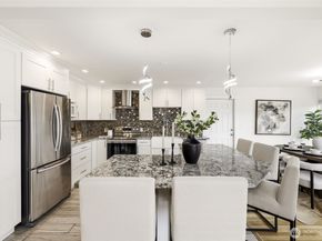 1758 Dexter Avenue N 4, Seattle WA 98109