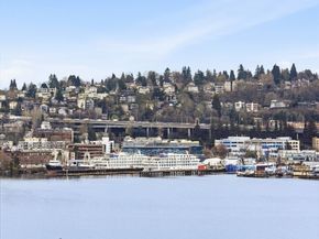 1758 Dexter Avenue N 4, Seattle WA 98109