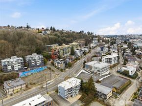 1758 Dexter Avenue N 4, Seattle WA 98109