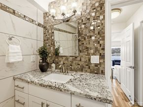 1758 Dexter Avenue N 4, Seattle WA 98109