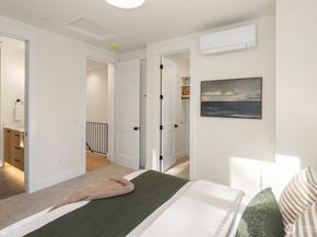 11810 NE 103rd Place, Kirkland WA 98033