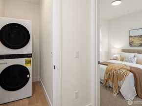 11810 NE 103rd Place, Kirkland WA 98033