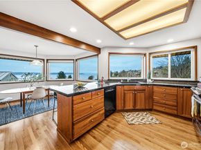 12638 Shorewood Drive SW, Burien WA 98146