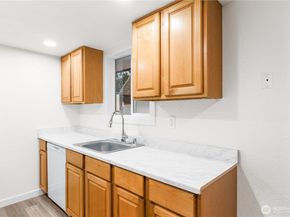 6101 204th Street SW A2, Lynnwood WA 98036