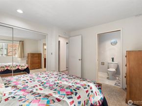 1605 149th Place SE 1, Bellevue WA 98007