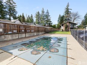 1605 149th Place SE 1, Bellevue WA 98007