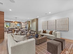 1020 107th Avenue SE, Bellevue WA 98004