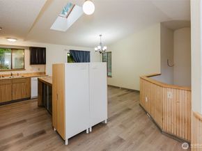 13607 W Raven Lane, Bremerton WA 98312