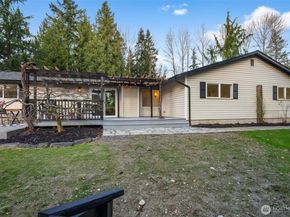 20511 Greening Road, Bothell WA 98012