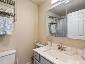 9917 Holly Drive B307, Everett WA 98204