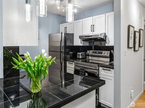 1415 2nd Avenue 2506, Seattle WA 98101