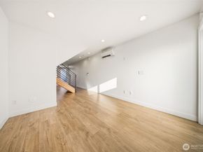 1055 S Cloverdale Street, Seattle WA 98108