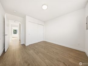 1055 S Cloverdale Street, Seattle WA 98108