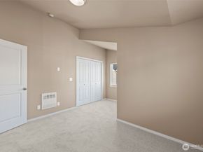 10134 Holman Road NW B, Seattle WA 98177