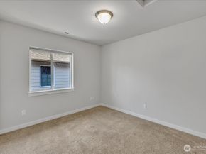 224 157th Place SW, Lynnwood WA 98087