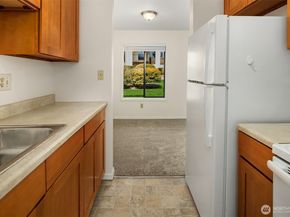 12424 NE 145th Street C25, Kirkland WA 98034