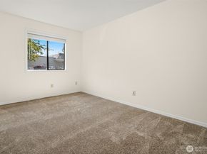 12424 NE 145th Street C25, Kirkland WA 98034