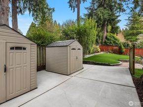 16708 NE 91st Place, Redmond WA 98052