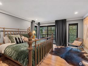 5425 96th Avenue SE, Mercer Island WA 98040