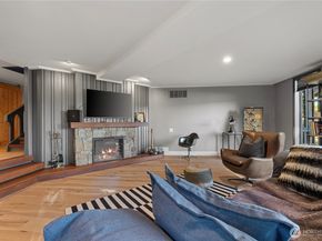 5425 96th Avenue SE, Mercer Island WA 98040