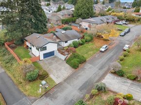 3414 166th Place SW, Lynnwood WA 98037