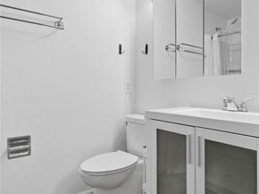 23321 Cedar Way J204, Mountlake Terrace WA 98043