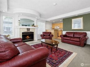 23321 Cedar Way J204, Mountlake Terrace WA 98043