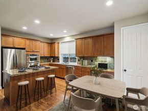 2109 263rd Lane SE, Sammamish WA 98075
