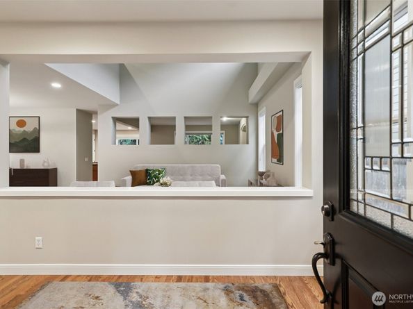 2109 263rd Lane SE, Sammamish WA 98075