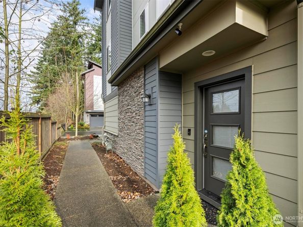 2110 129th Place SW D, Everett WA 98204