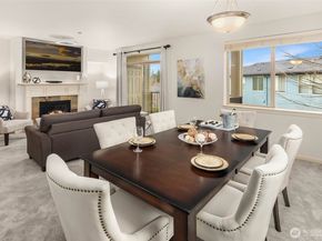 6800 132nd Place SE E207, Newcastle WA 98059