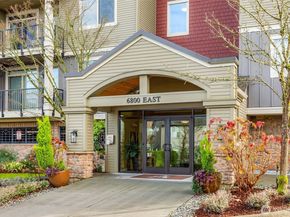 6800 132nd Place SE E207, Newcastle WA 98059