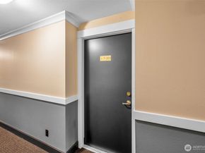 300 N 130th Street 7203, Seattle WA 98133