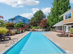 300 N 130th Street 7203, Seattle WA 98133