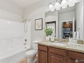 225 Logan Avenue S 308, Renton WA 98057