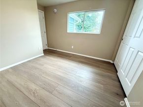 11049 18th Avenue SW, Seattle WA 98146