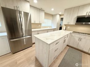 11049 18th Avenue SW, Seattle WA 98146