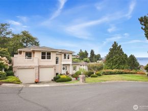 621 SW 295th Place, Federal Way WA 98023