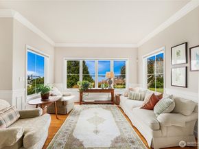 621 SW 295th Place, Federal Way WA 98023