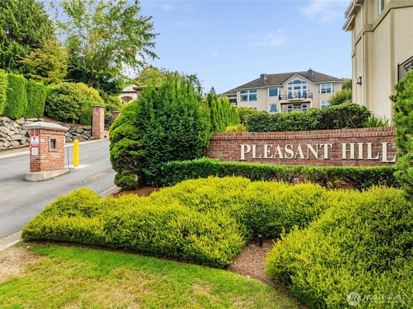 621 SW 295th Place, Federal Way WA 98023