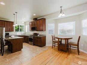 1568 Puget Drive E, Port Orchard WA 98366