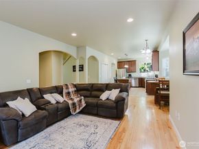 1568 Puget Drive E, Port Orchard WA 98366