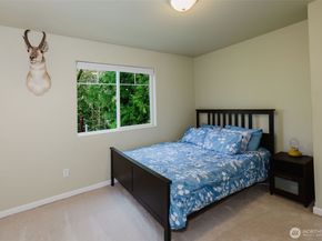 1568 Puget Drive E, Port Orchard WA 98366