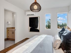 4409 B S Holly Street, Seattle WA 98118