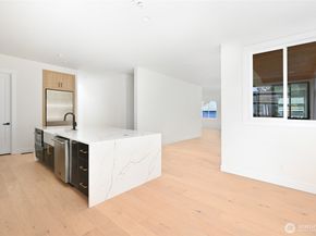 17526 Fremont Avenue N, Shoreline WA 98133