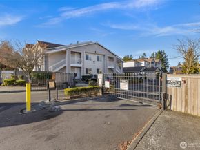 1001 W Casino Road A303, Everett WA 98204