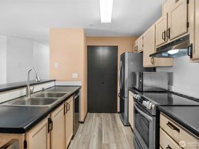 1001 W Casino Road A303, Everett WA 98204